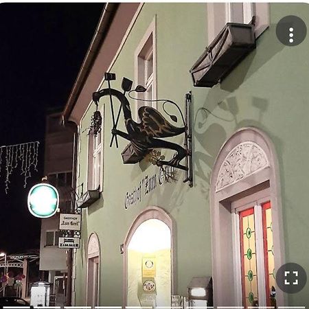 Gasthof Zum Greif Леобен Экстерьер фото