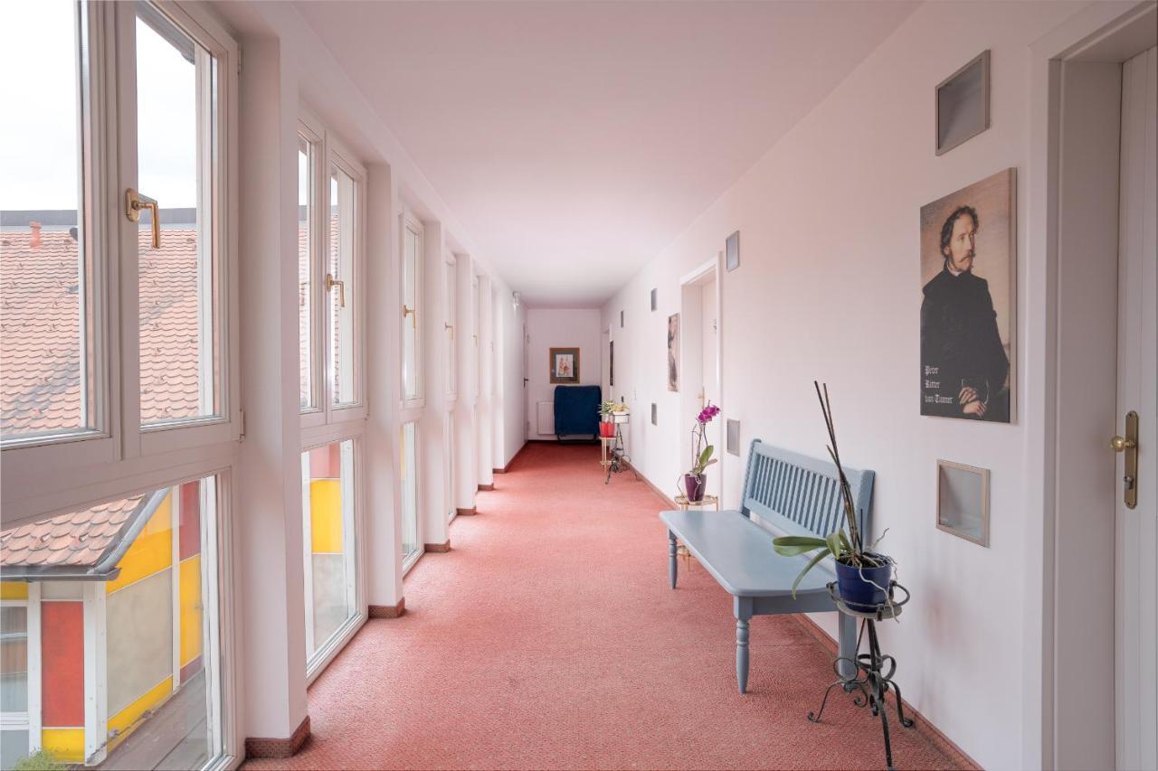 Gasthof Zum Greif Леобен Экстерьер фото